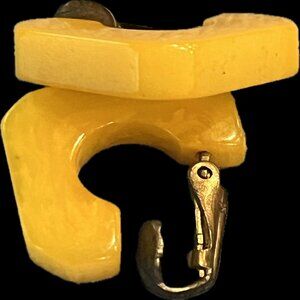 Vintage Yellow Bakelite Clip-On Earrings